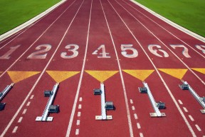 开云体育2026-铁翼横空，拉文东决接管之战与老鹰加时鏖胜火箭的启示