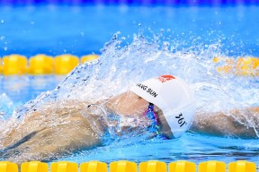 开云体育在线-惊魂90分钟！日本队2-1险胜罗马尼亚，维尼修斯东瀛魔法点亮2026世界杯C组最强对话