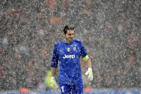 开云官网-绝杀！阿克补时救主，瑞典压哨击败厄瓜多尔