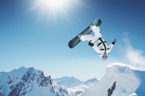 开云体育世界杯-爱德华兹，当硬仗之王的咆哮撕裂明尼苏达的寒夜