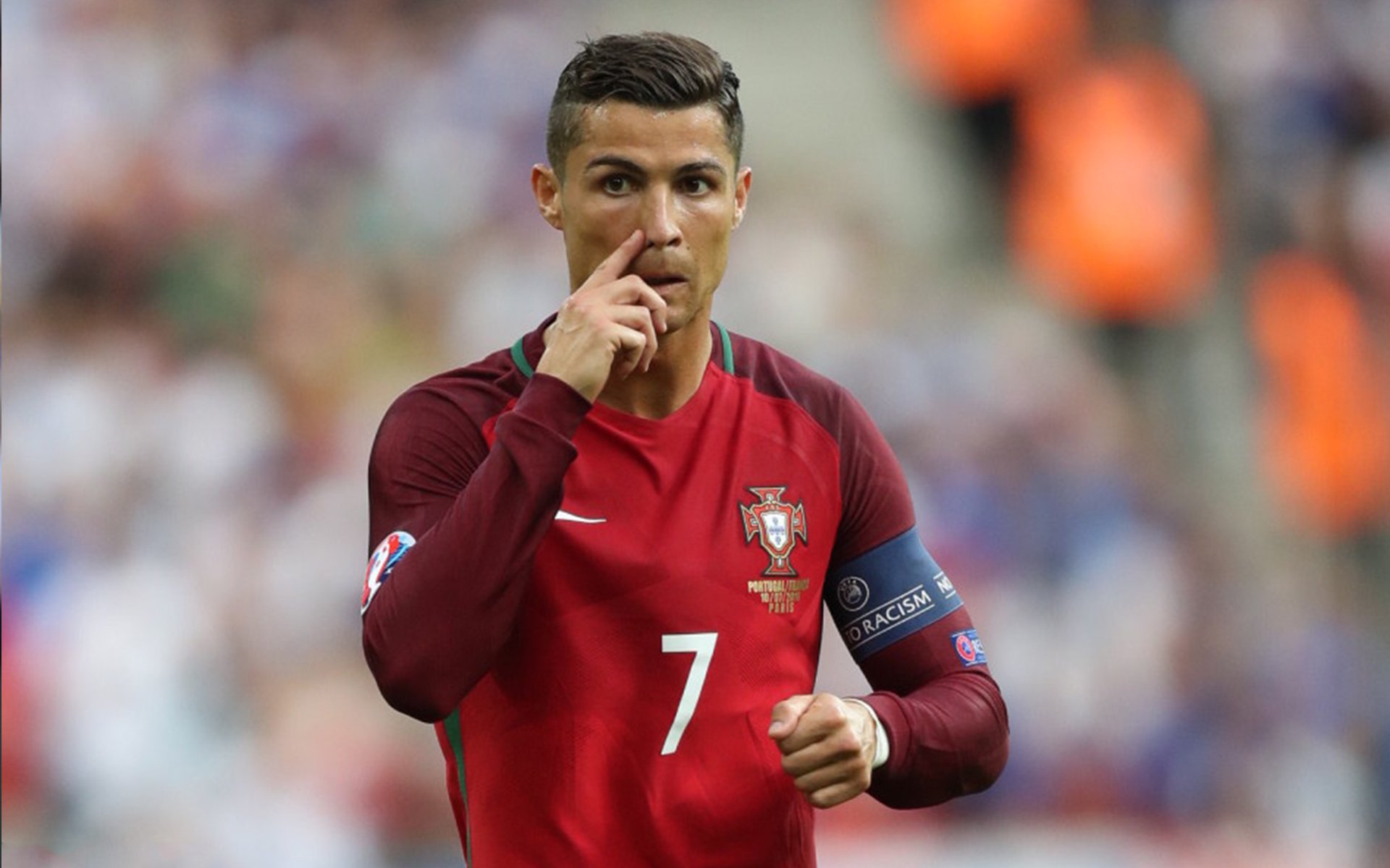 布伦森之夜,当F1引擎轰鸣撞上篮球鞋的尖叫