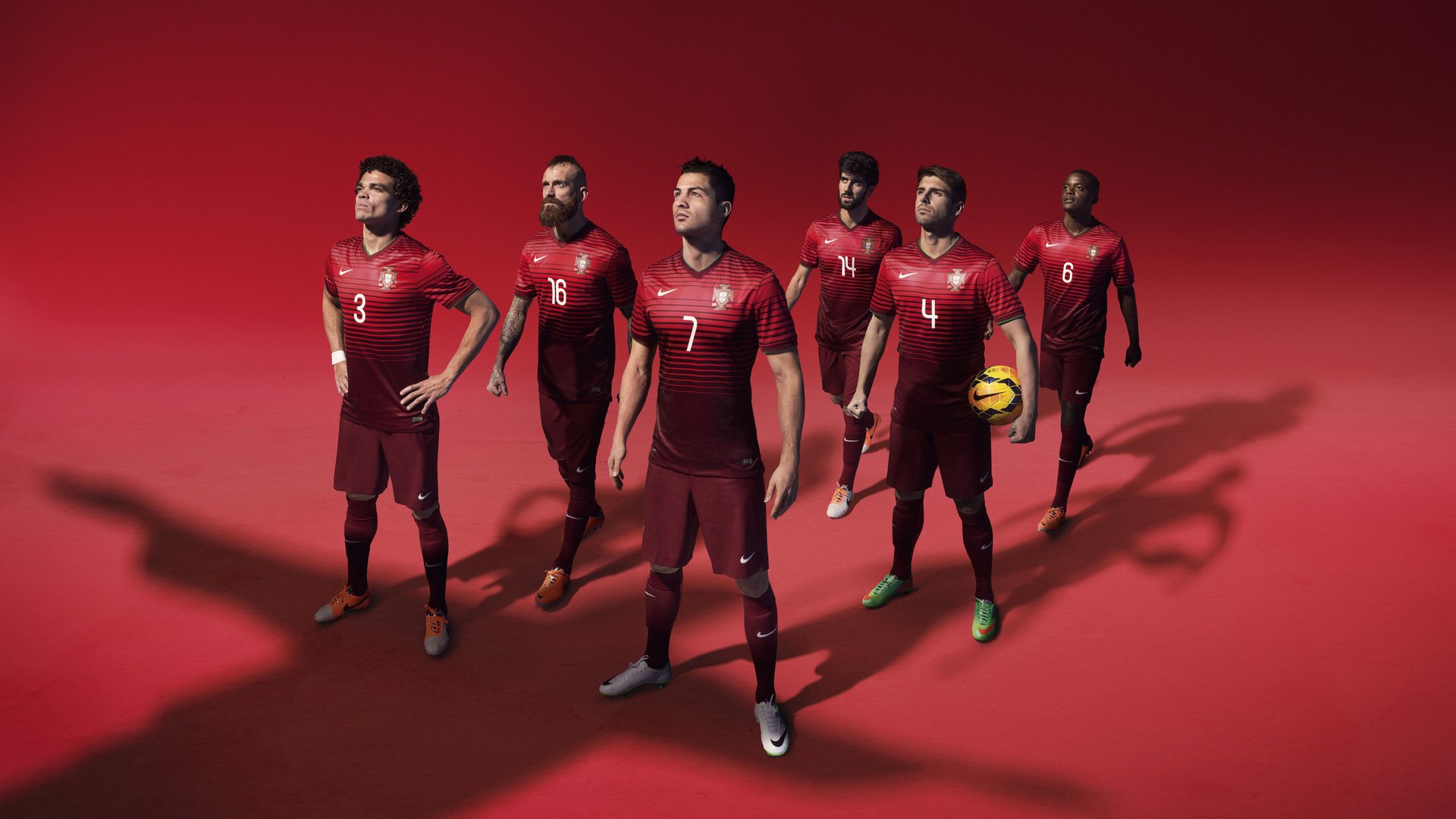 尼克斯火力压制太阳，浓眉关键节点连续得分，团队与个人的双重胜利